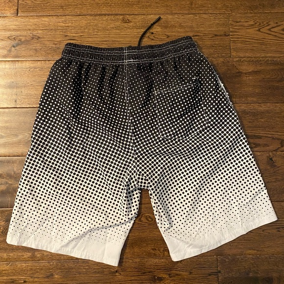 New Orleans Saints Swim Trunks - Picture 3 of 5